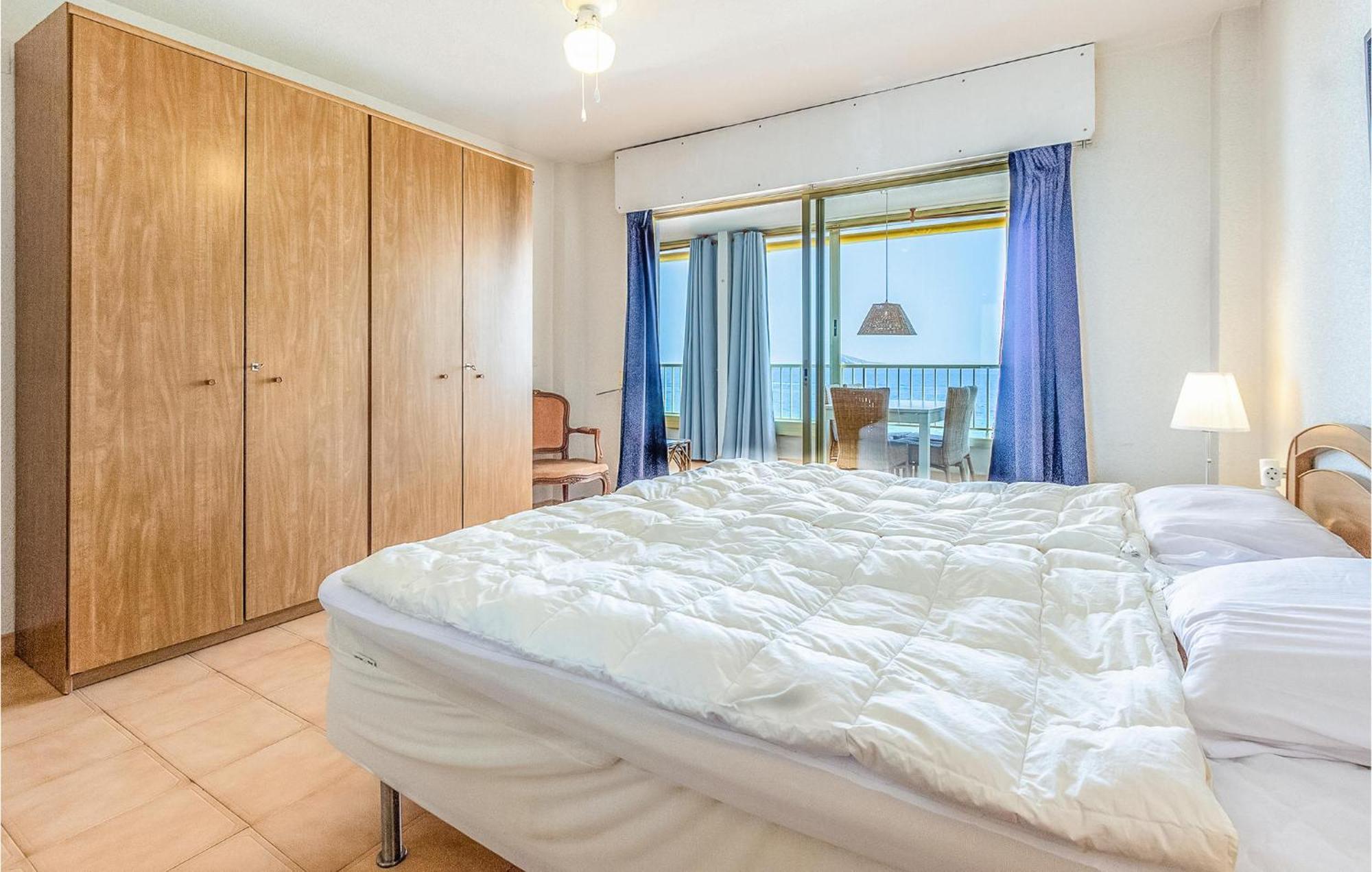 Apartment Gorgeous In With Kitchen Benidorm